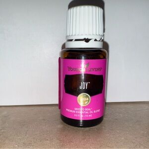 New✨Young Living Joy Essential Oil .5 fl oz